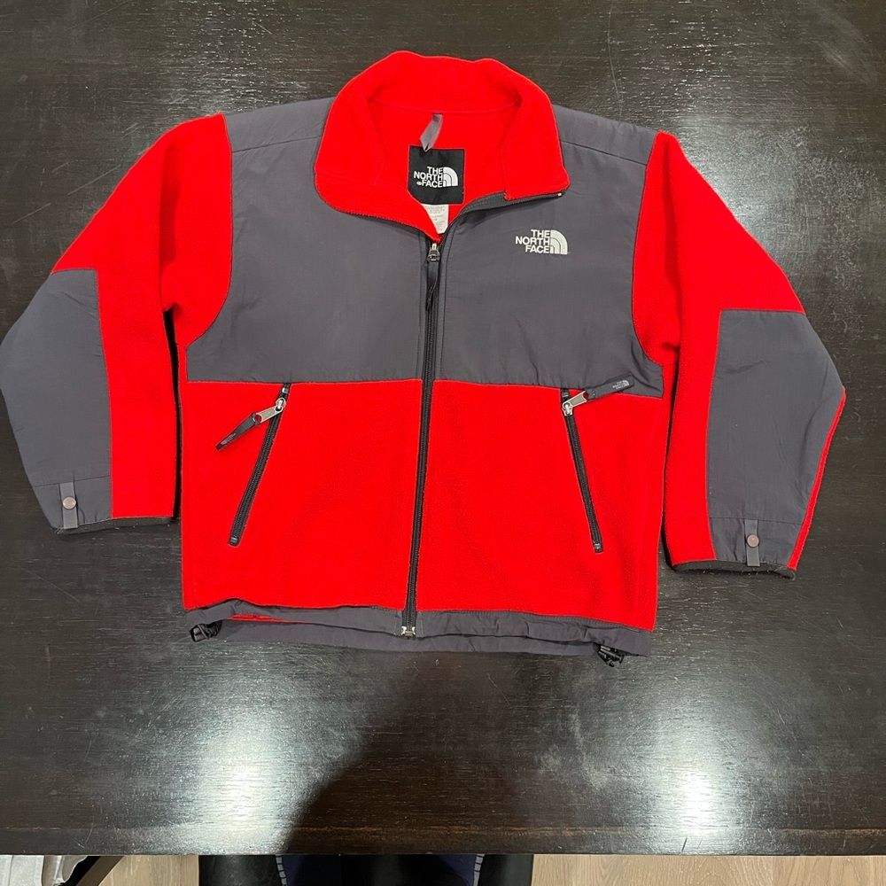 The North Face Boys Denali Fleece Red/ Gray Jacket. Medium Youth/Junior